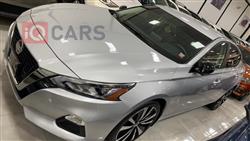 نيسان ألتيما